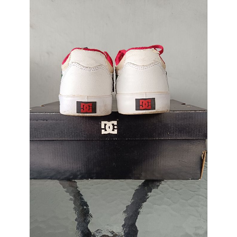 Sepatu DC Kalis Vulc Size 39