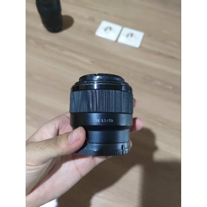 Lensa Fix Sony 50mm F.1.8 Lensa Sony