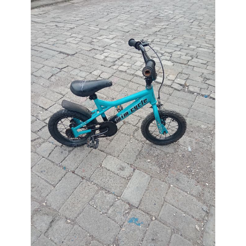 SEPEDA BEKAS UK 12" WIMCYCLE / SEPEDA ANAK SECOND UKURAN 12 INCH MERK WIMCYCLE REPAINT (CAT ULANG) D