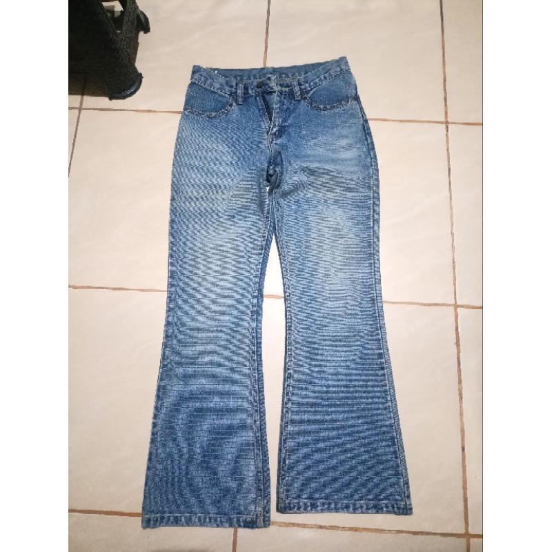 Preloved Jeans Semi Cut Bray