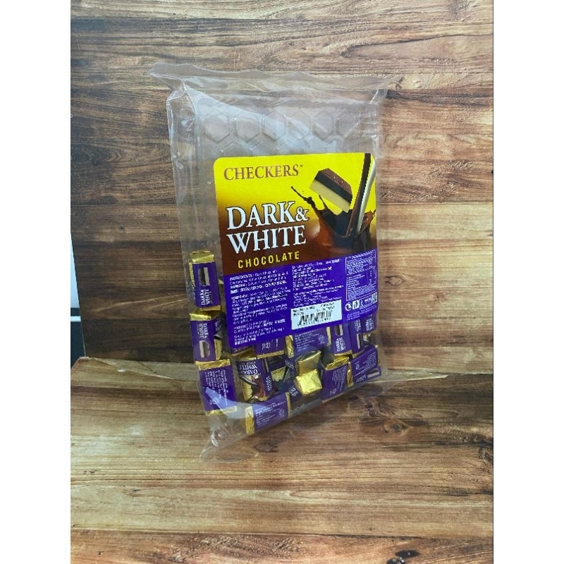 

CHECKERS MINI CHUNKY COKLAT