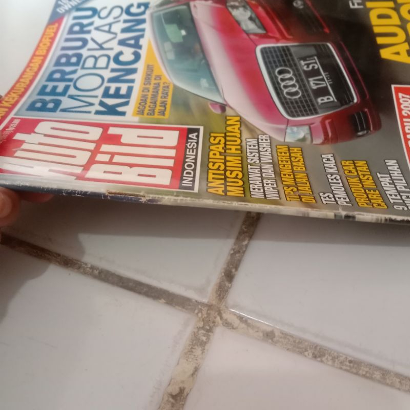 MAJALAH AUTO BILD BERBURU MOBKAS KENCANG