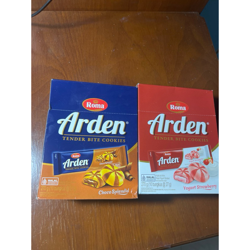 

Arden Roma Tender Bite Cookies isi 10 bgks Choco Splendid Yogurt Strawberry