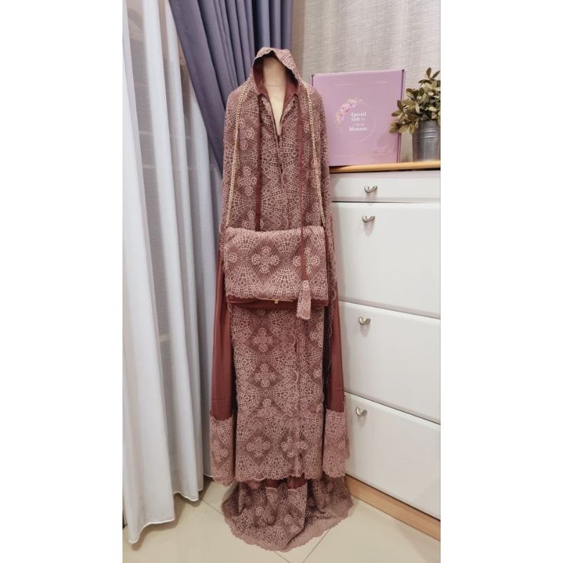 Mukena Zara Premium (tas rantai) coklat bronze