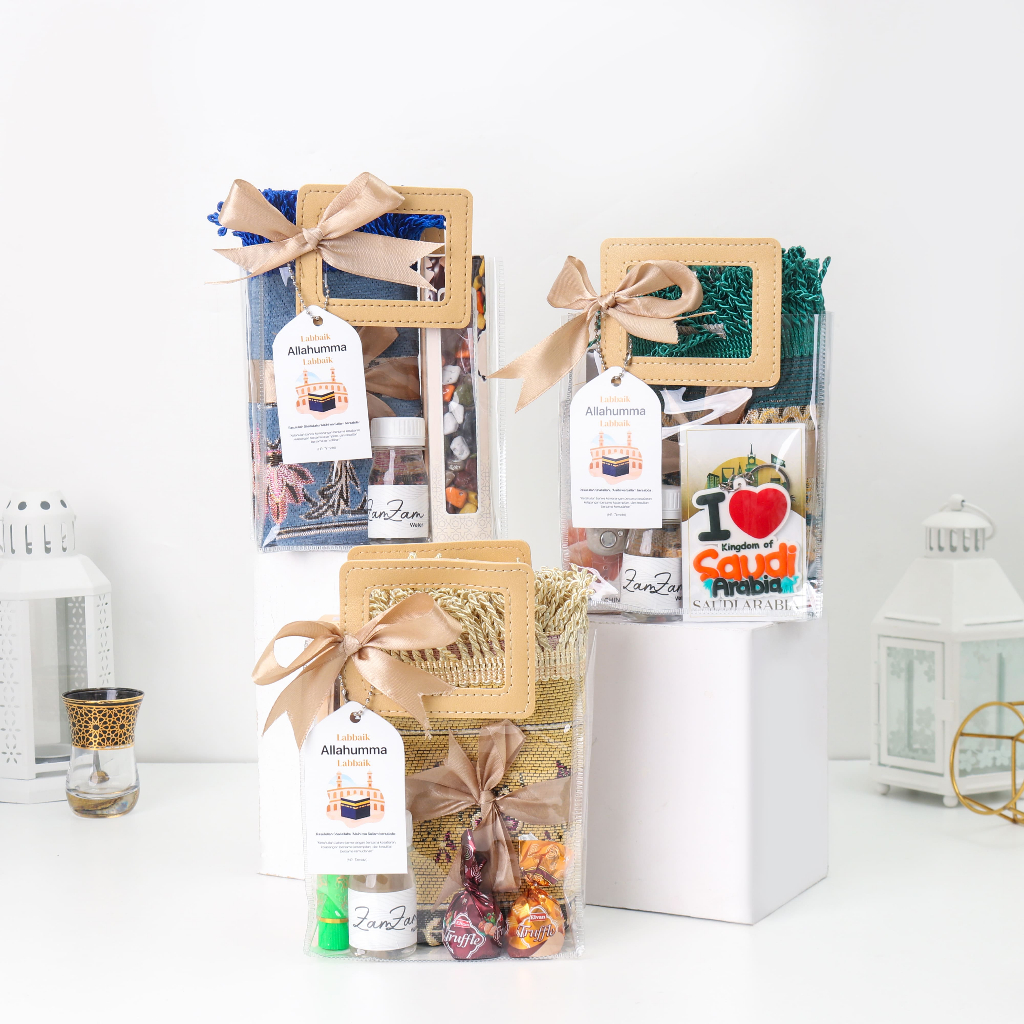 

Paket Thaif Hampers Sajadah Tas Mika PVC Oleh Oleh Haji Umroh Premium