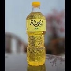 

minya goreng 1 kartoon. isi 12 900ML