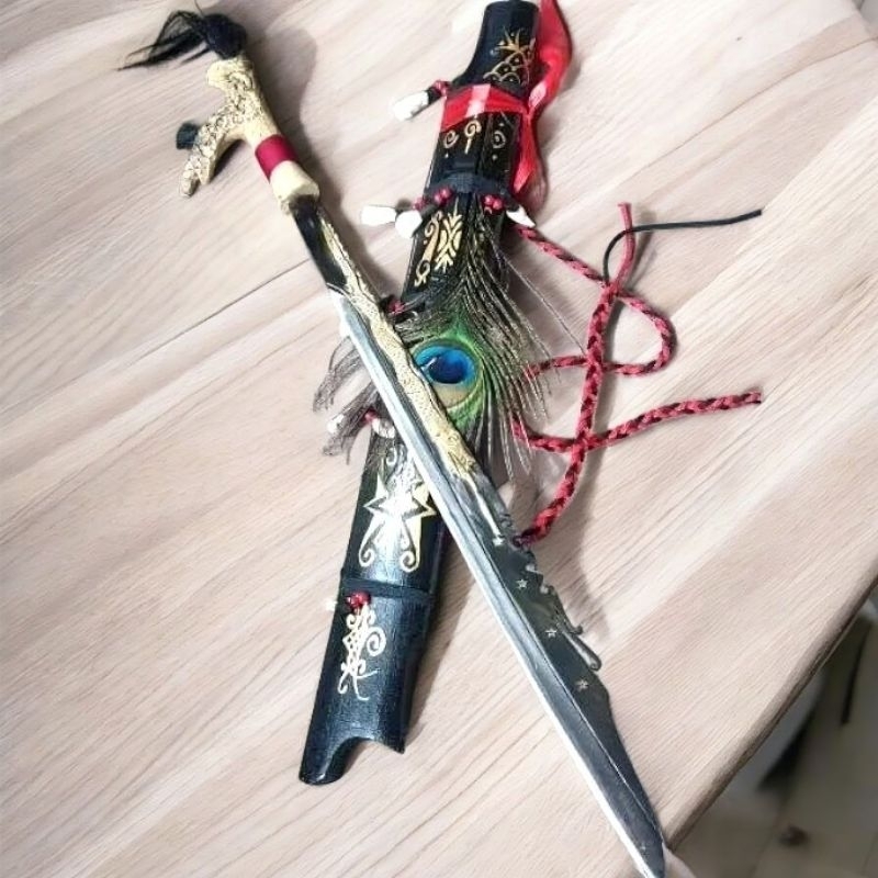 Mandau Dayak Hias 65cm  Souvenir Etnik Kalimantan Ukiran Naga Timbul