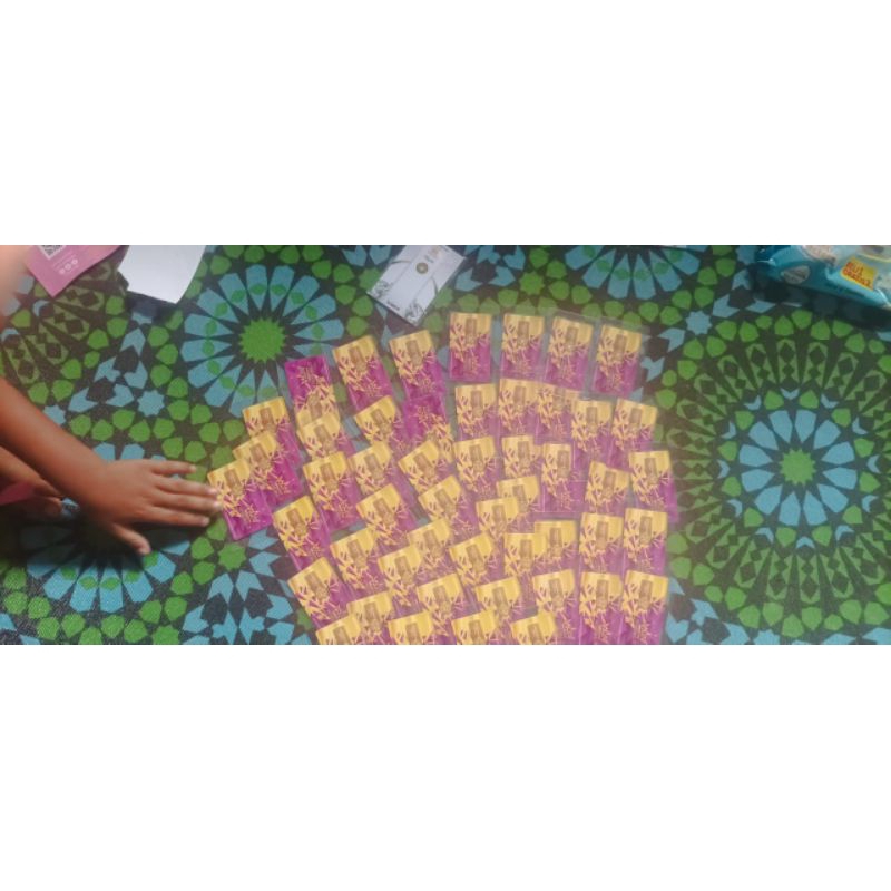 Emas mini rose gold 0,001 Gram logam mulia isi 50pcs