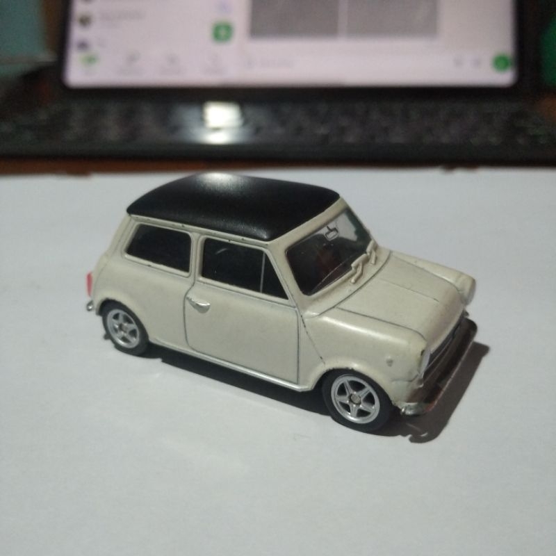 welly mini cooper 1900 white