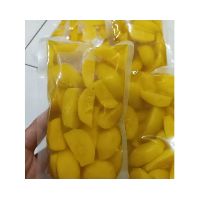 

manisan/asinan buah dondong lokal kemasan 400gr.kualitas premium.HALAL..