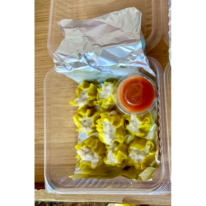 

Dimsum dan gyoza ayam Halal 35k isi 16pcs