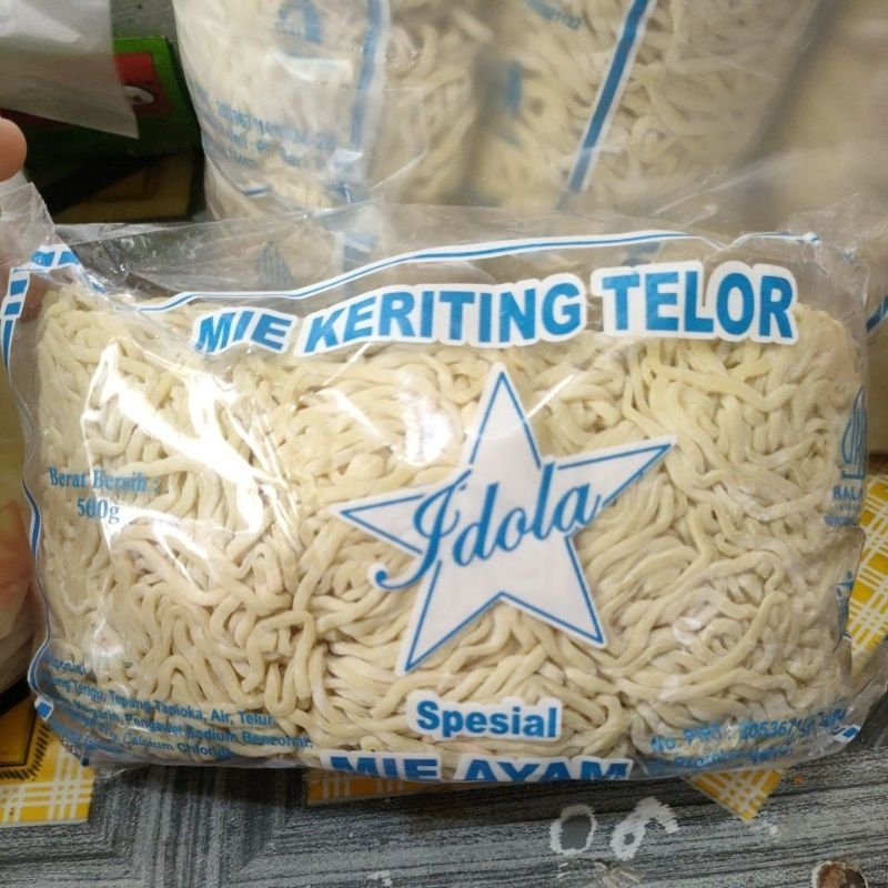 

Idola Mie Ayam Keriting Telor