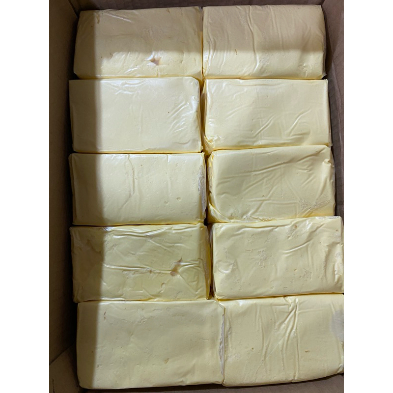 

MENARA MARGARINE CREAM 15KG ECER