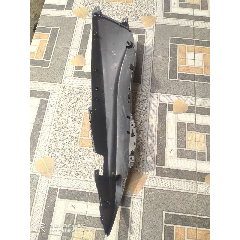 body belakang bodi samping kiri  yamaha lexi original