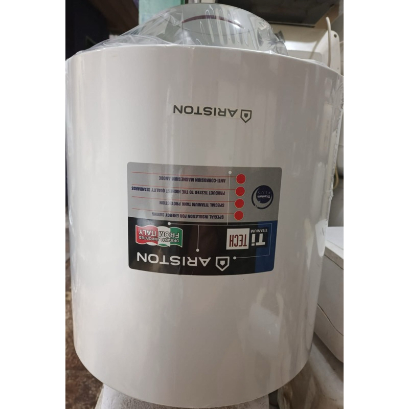 WATER HEATER/ PEMANAS AIR ARISTON 50 LITER