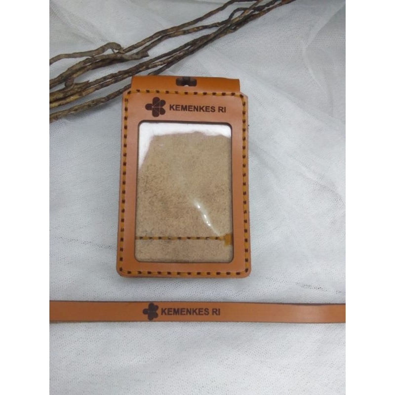

ID CARD KULIT HOLDER KEMENKES