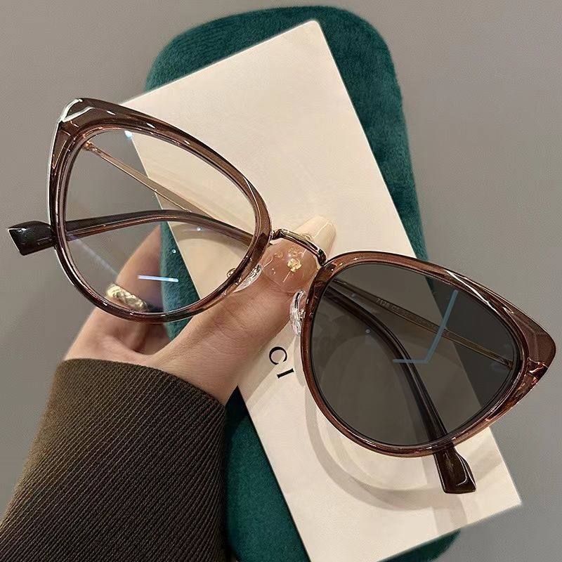 Kacamata Cat Eye Photocromic Anti Radiasi  Retro Frame Wantia