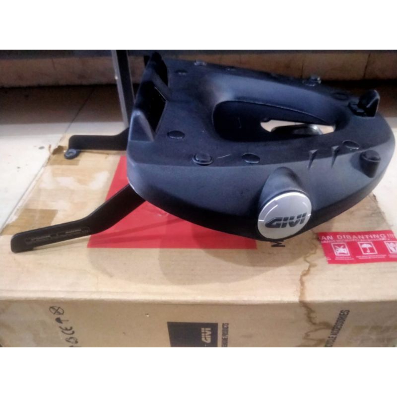 Bracket Givi Srv Vario Led Old / New