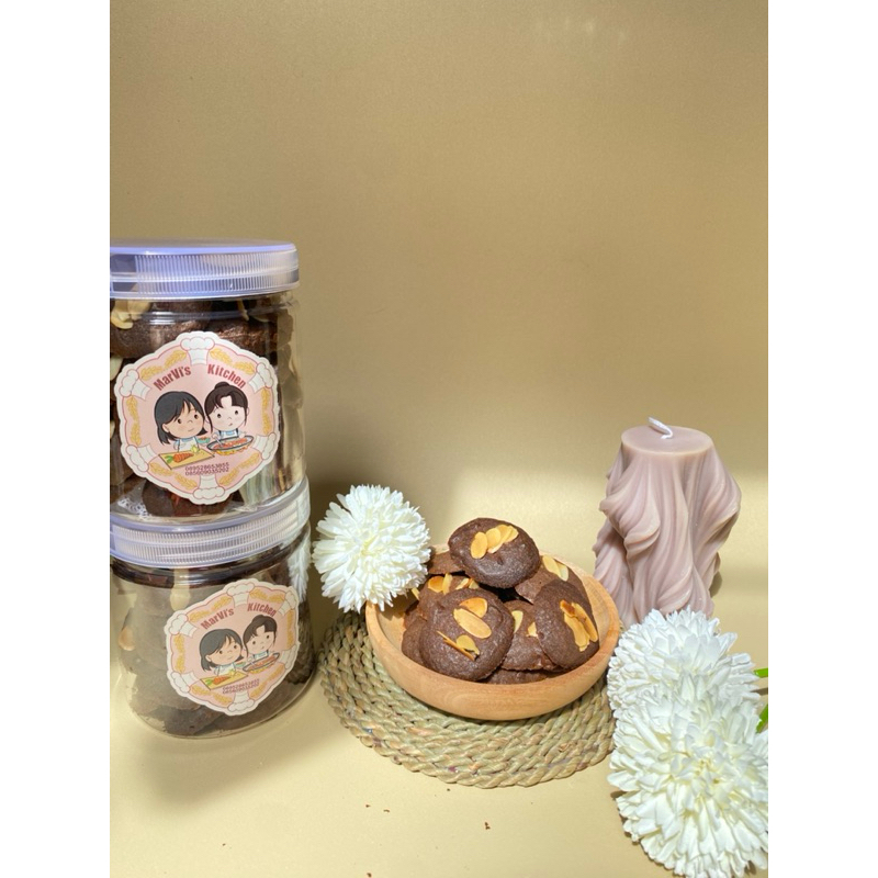 

KUE KERING COKLAT KUE KERING PREMIUM TRIPLE CHOCO KUE COKLAT ENAK JAJANAN VIRAL KUKER COKLAT KUKER BUTTER KUE KERING PREMIUM KUE COKLAT KUE TANPA BAHAN PENGAWET JAJAN ENAK