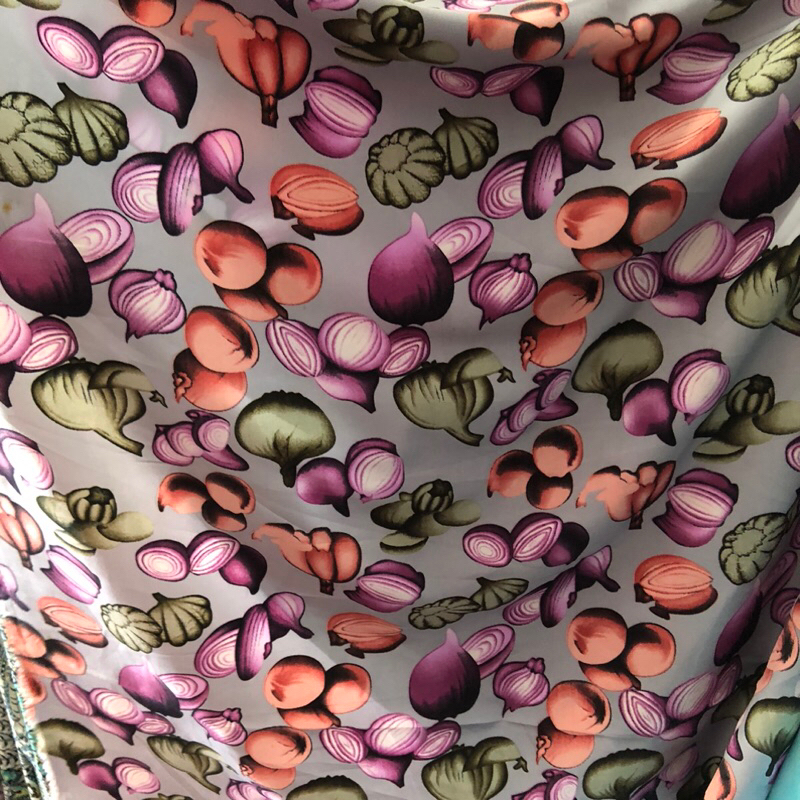 kain satin silk motif - kain satin satin silk motif bunga - kain satin silk motif impor - kain satin