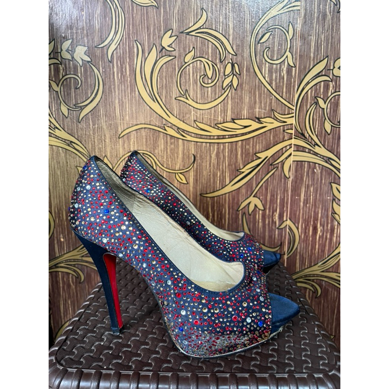 Sepatu Wanita Branded