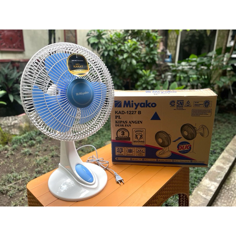 Kipas Angin Miyako KAD 1227 B PL
