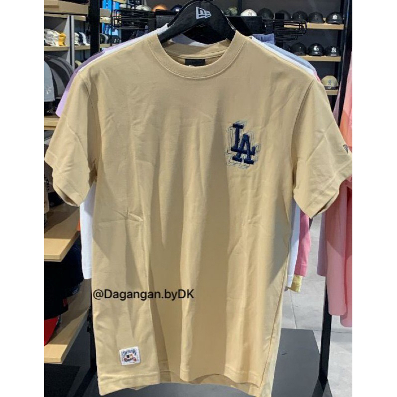 Kaos New*Era Los Angeles 3D Logo Original 100% Cokelat Beige