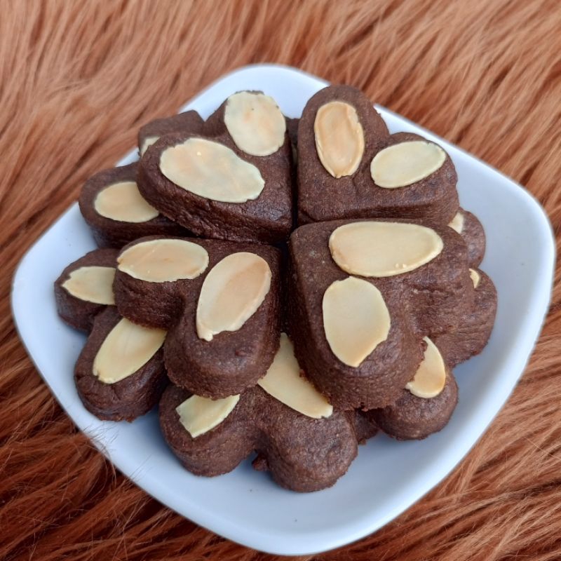 

Cookies Cokelat Almond