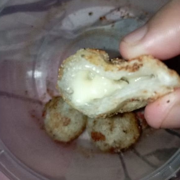 

CIMOL KEJU ISI KEJU QUICK MELT DAN CHEDDAR tidak meledak, di lengkapi bumbu asin, bubuk cabai dan daun jeruk PREMIUM LELEH VIRAL