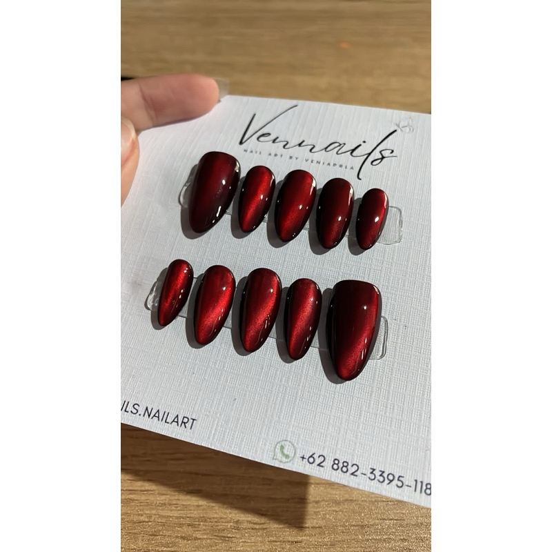 PRESS ON NAILS PREMIUM CAT EYE GLASS NAILS MARUN HANDMADE CUSTOM