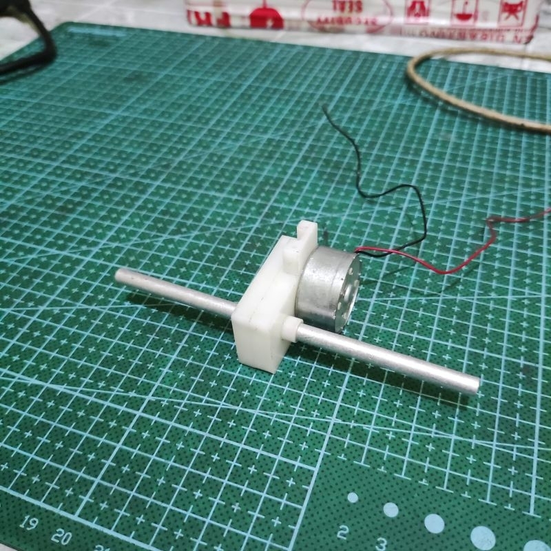 DINAMO DC MOTOR LOW RPM 3V - 5VDC 10 - 20RPM DC MINI GEARBOX AS PANJANG