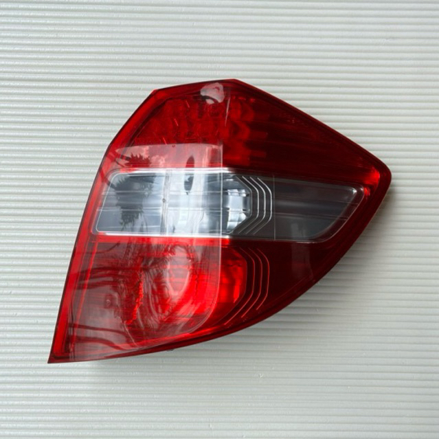 StopLamp/Lampu belakang honda jazz RS Ge8 original sebelah kanan