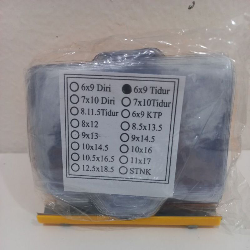 

plastik panitia 6x9 (tidur)/harga untuk per pak (isi100 lembar)