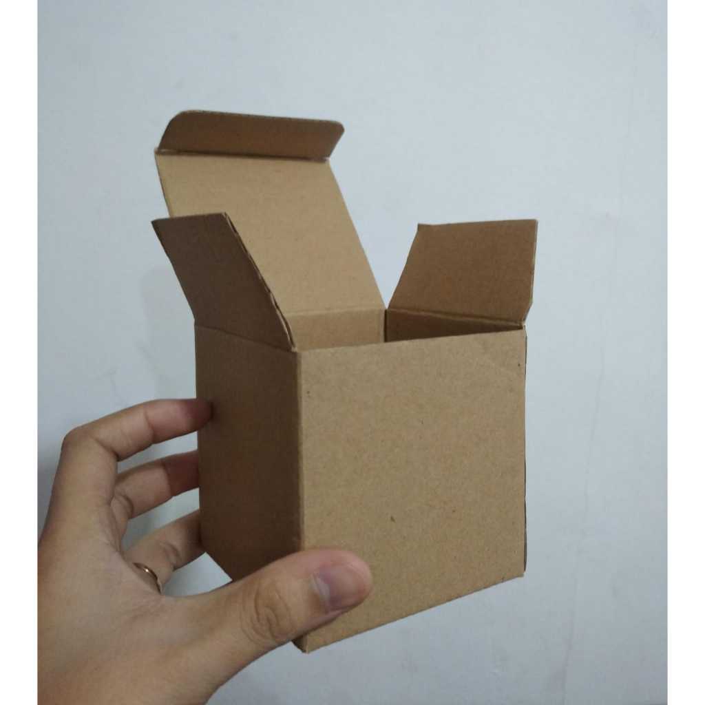 

kardus box kotak karton diecut uk 7x7x8