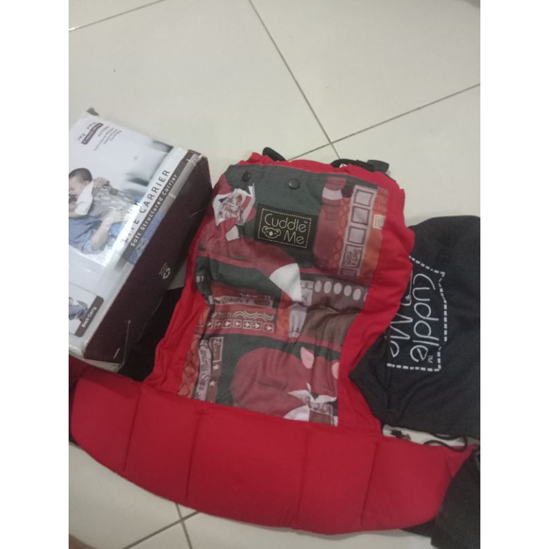 Cuddle me lite carrier preloved like new