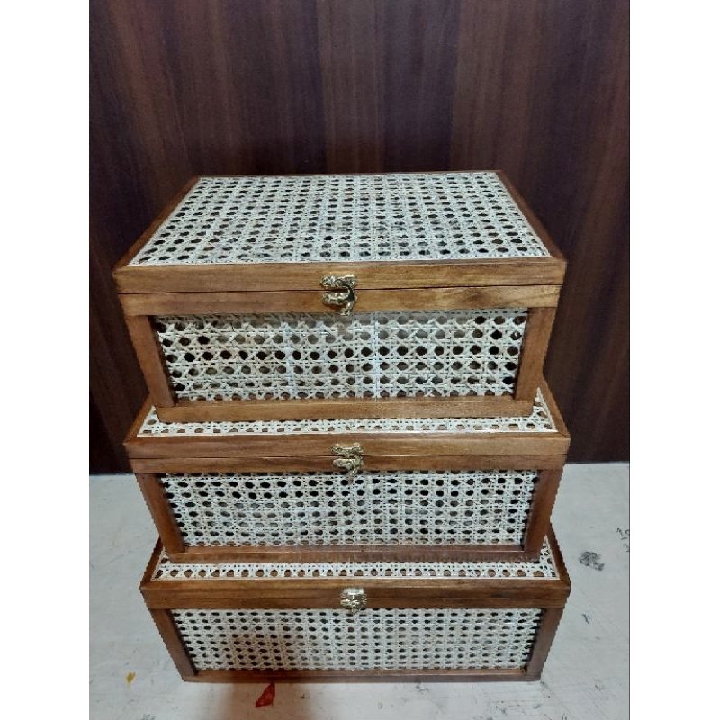 Box Rotan isi 3 dan isi 2 Webbing Open