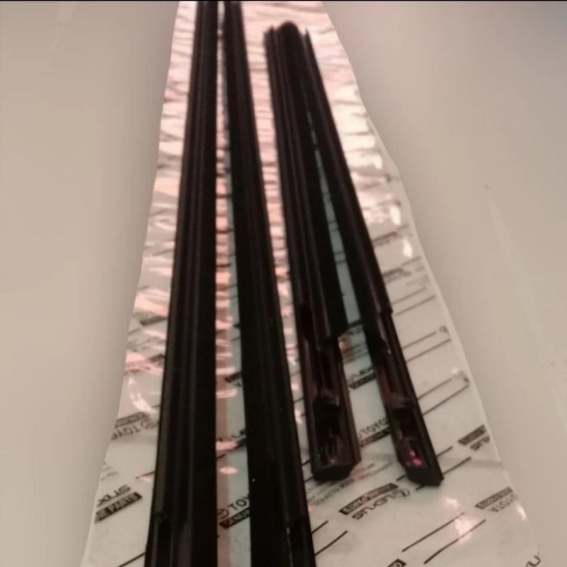 Karet pelipit kaca pintu luar Vios gen1