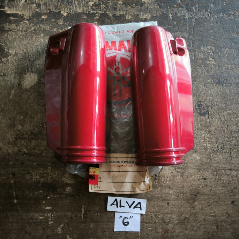 Tutup Shock Depan Yamaha Alfa Merah Maroon Original Yamaha