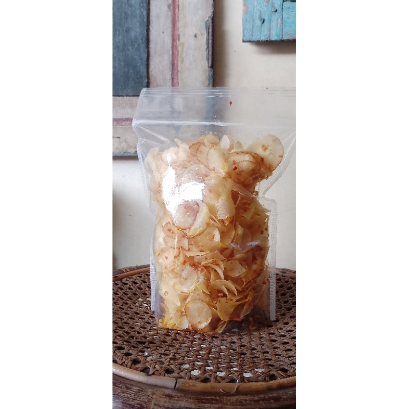 

Keripik Singkong dan Mie Gomak