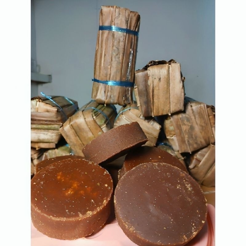 

Gula Aren Asli 10kg Bungkus daun/Gula Aren Fresh alami tanpa bahan campuran/Gula aren khas Pangandaran Jawa Barat