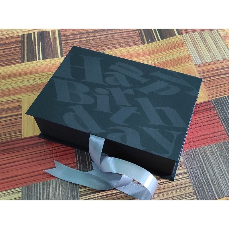 

Box Birthday / Box Ulang Tahun