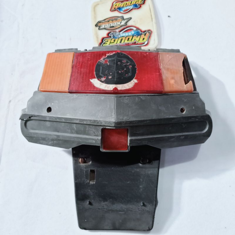 mika kaca lampu stoplamp belakang sein sen reting riting belakang spakbor slebor selebor belakang Ha