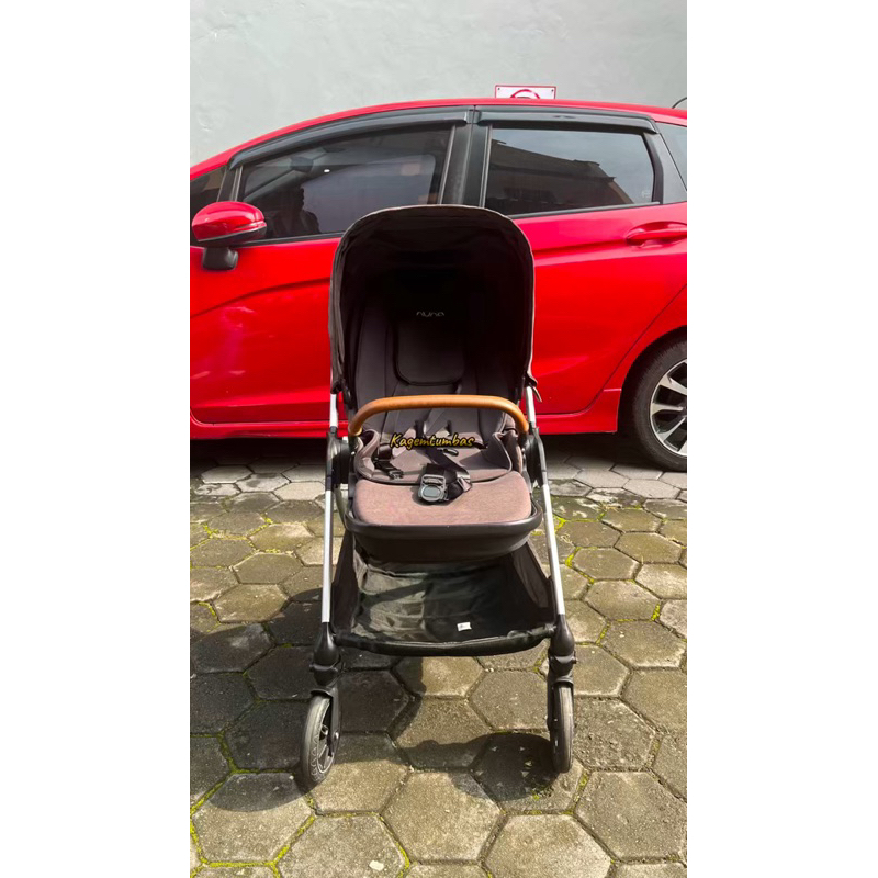 Preloved Stroller NUNA TRIV