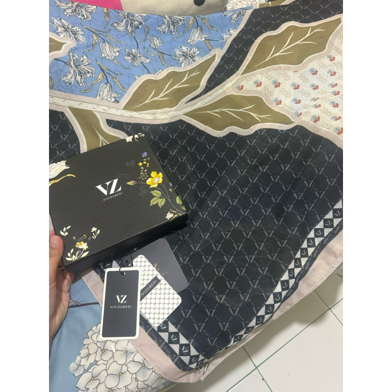 scarf VZ vivi zubedi preloved
