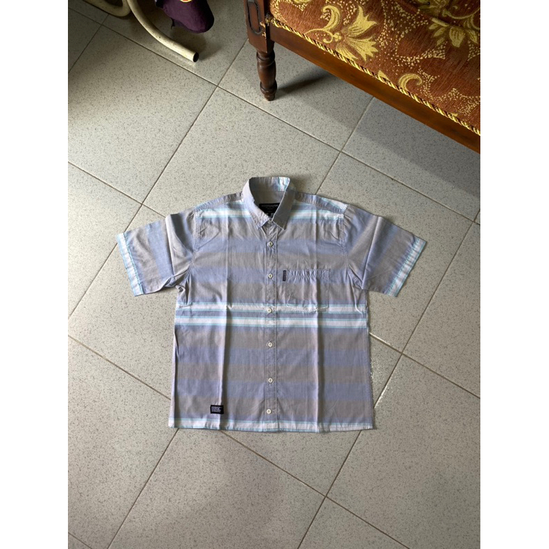 Boxy Shirt Hoofd/distro/lokal