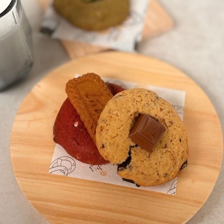 

Soft Cookies Matcha, Redvelvet, dan Chocolate