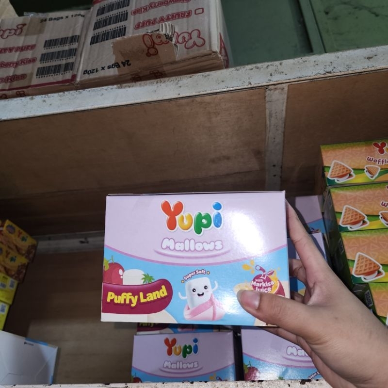 

Yupi Mallows Puffy Land (1 Box Isi 12)