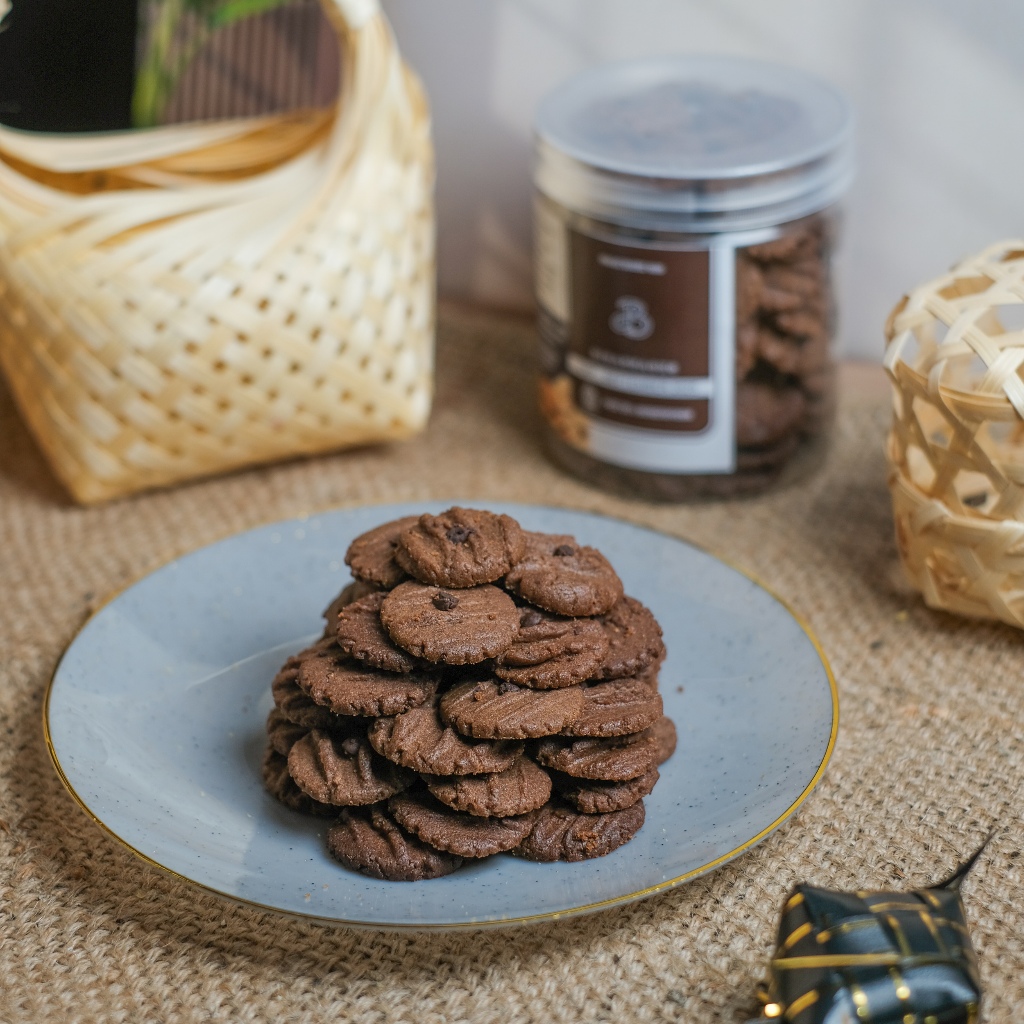 

Beli 1 Toples Coffee cookies Gratis 1 kemasan pouch kue Semprit/Sagu