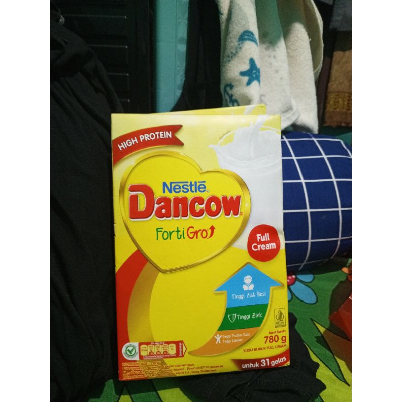 

susu Dancow full cream