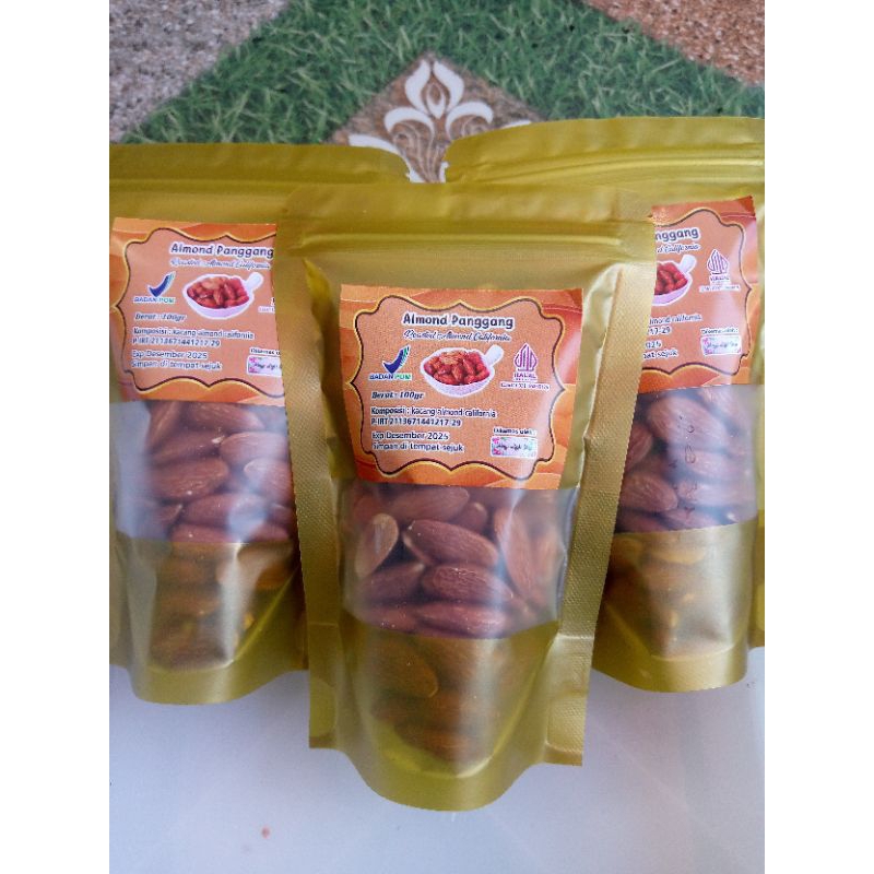 

Kacang almond panggang / Roasted almond berat 100gr cemilan sehat